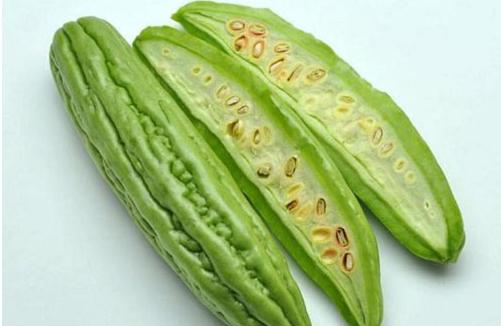 女性經期吃苦易痛經閉經