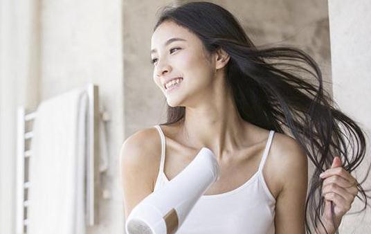 職場(chǎng)牢騷是一種會(huì)傳染的毒藥