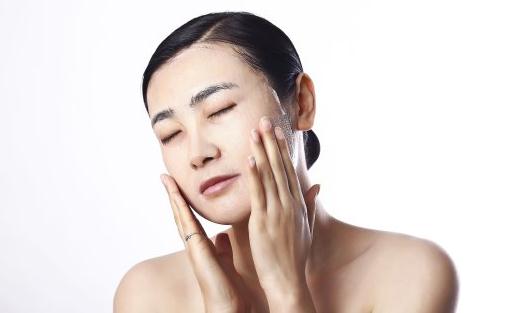 秋季護膚補水的誤區(qū)