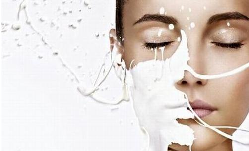 如何讓自己的肌膚又白又滑?