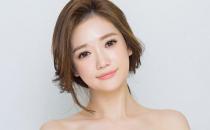 夸張的表情也能給你巴掌小臉！