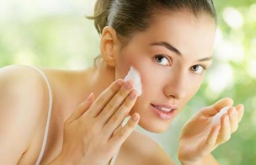 三個方法幫你解決皮膚干燥問題