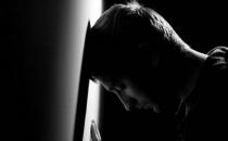 偏頭痛與飲食有關？食物緩解偏頭痛