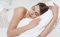 美容覺(jué)你真的會(huì)睡嗎？說(shuō)不定你的睡姿是“毀容”