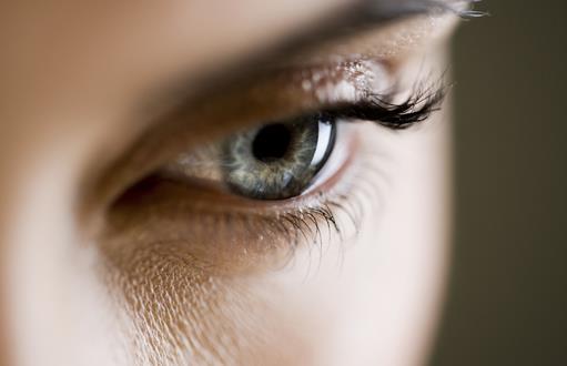 有什么方法使眼睛快速消腫？