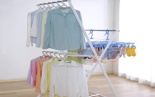 雨季在屋內曬衣服的小訣竅