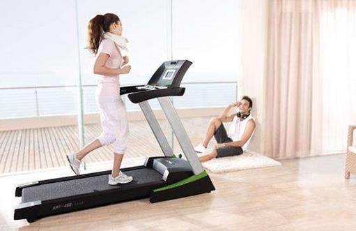 哪些人不適合用跑步機(jī)鍛煉
