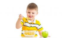 給寶寶補充營養別踩這些誤區