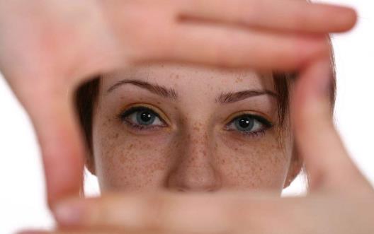 雀斑也可以吃掉，你會(huì)相信嗎？