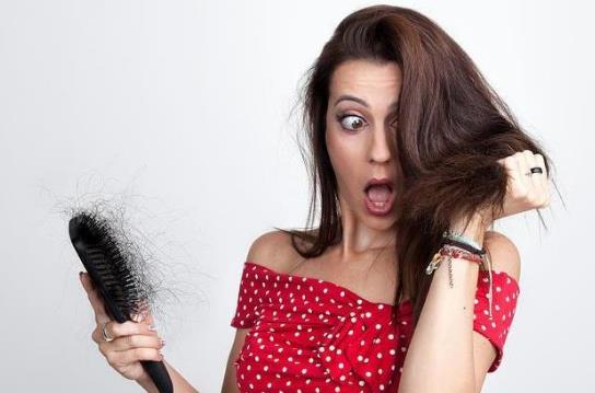 冷、黃、干三個(gè)字概括女人初老癥狀 減緩衰老辦法