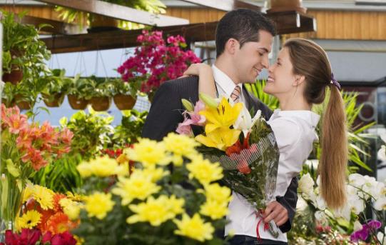 2019女性創(chuàng)業(yè)開這三種店:童裝店花店和蛋糕烘焙店