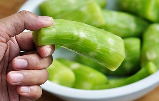 哪些食物對(duì)皮膚好 這7種食物是天然護(hù)膚品