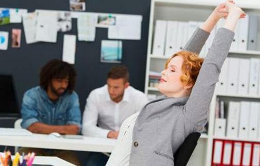 卵巢是女性重要的一個部位,卵巢衰老的話,女人的容顏也