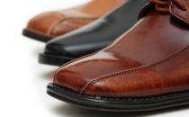 ?皮鞋霉點處理方法 皮鞋的日常保養