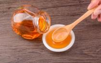 常飲蜂蜜水美容養顏喝出來 蜂蜜的禁忌人群大揭秘