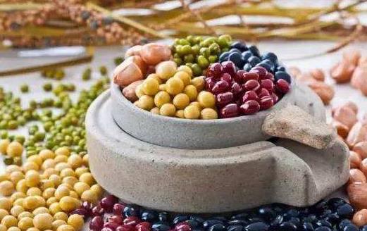 不吃晚餐傷胃 選擇減肥期間晚餐的注意事項(xiàng)