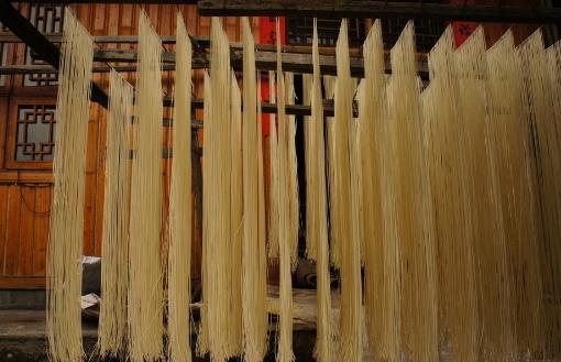 超市買掛面，千萬要留神！一定要看清這個字！別被忽悠啦