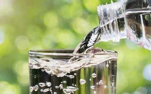 喝酒后會(huì)頭疼 緩解酒后頭疼的妙招