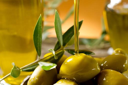 橄欖油的12個(gè)生活小妙用