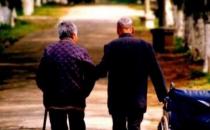 年老之后身高下降明顯 科學(xué)飲食體育鍛煉來(lái)改變