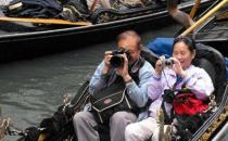 ?老年人出境游有的學(xué)問(wèn)和竅門(mén) 不報(bào)低價(jià)團(tuán)需量力而行