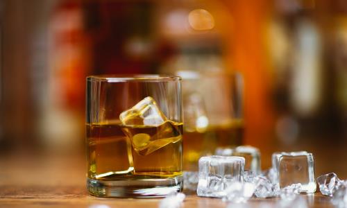 大家都知道喝酒對身體很不好，特別是酒喝多了傷肝，一旦