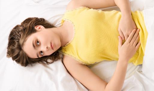 女人月經降臨時,牢記5個細節,如果都做到,子宮干凈光滑