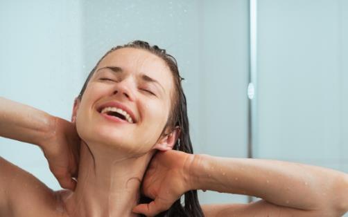 熱水和冷水洗澡有什么區別？洗澡有什么禁忌