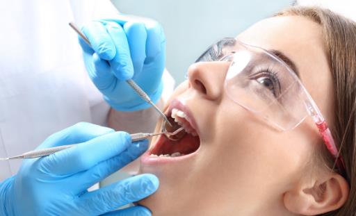 洗牙到底好不好?洗牙會傷牙嗎?