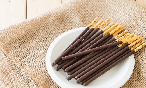 工作之后身材走形？研究表明，越努力工作的人越容易發(fā)胖