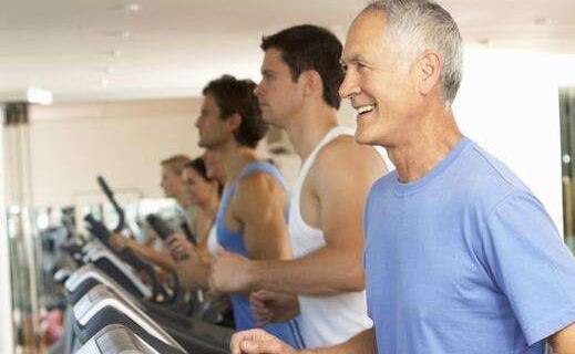 老年人秋季保健 從這八個方面著手