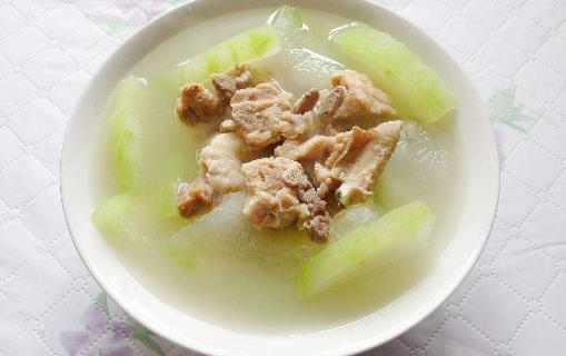 利用冬瓜減肥 減肥消脂滋潤(rùn)皮膚還能美容養(yǎng)顏