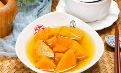 南瓜皮厚又硬不好去皮，妙招來(lái)幫你！