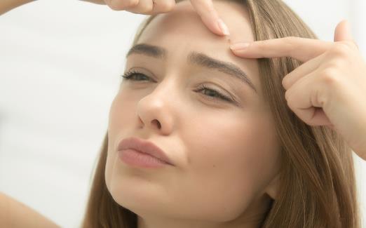 長閉合性粉刺的原因 擺脫閉合性粉刺煩惱的妙招