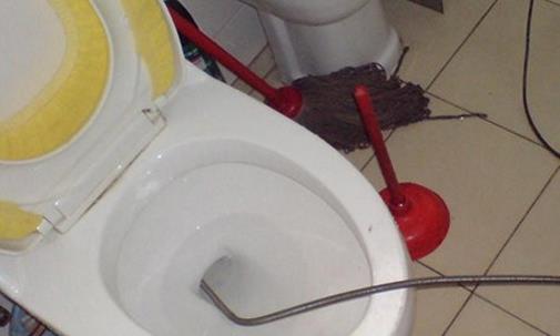 馬桶經常堵怎么辦？馬桶疏通有妙招！