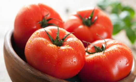 挑選西紅柿 告訴你四招識別催熟西紅柿