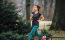 ?早晨喝水好處多 空腹跑步害處多 