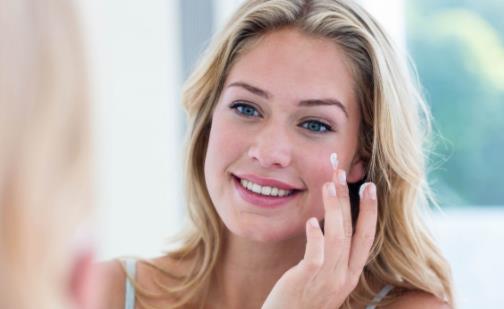 聰明女人補水護膚法則