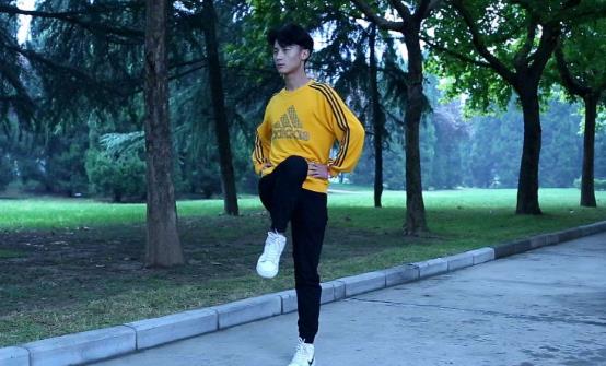 最簡(jiǎn)便有效的跑步減肥法 幫你塑型瘦手臂和腰腹