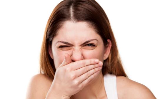 沒吃食物嘴里卻出現臭苦咸 嘴里有味道代表你的身體有問題