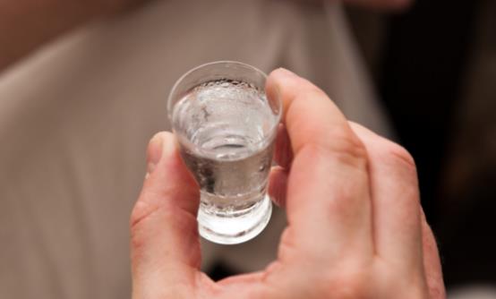白酒是高度好還是低度好 到底哪種白酒不傷害身體