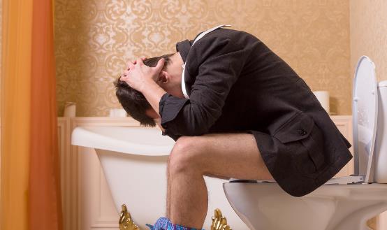 導致便秘的日常習慣 飲食預防痔瘡形成的禁忌