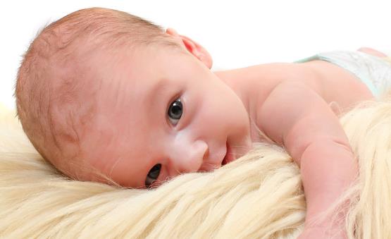 寶寶出現上火可能會有這6個表現