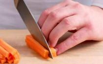 ?廚房中讓人措手不及的突發狀況 廚房燙傷急救的五字訣