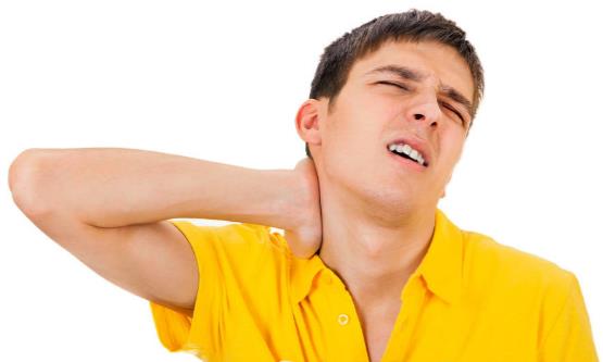 低頭黨成為頸椎病的一大主力軍 得了頸椎病五個動作助康復(fù)