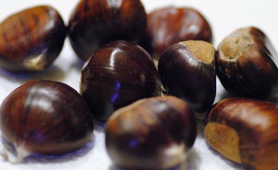 板栗具有腎之果的美譽(yù) 栗子的五種美味吃法