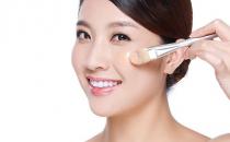 為你推薦七個(gè)除皺偏方 預(yù)防臉上長(zhǎng)滿皺紋