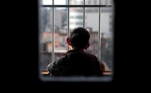 精神分裂不去治會(huì)怎么樣 精神分裂癥會(huì)遺傳嗎