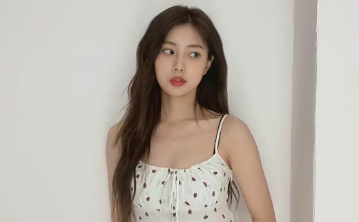 臉上愛流汗怎樣化妝 化妝和不化妝哪個(gè)對(duì)皮膚危害大