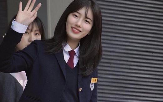 臉上愛流汗怎樣化妝 化妝和不化妝哪個(gè)對(duì)皮膚危害大